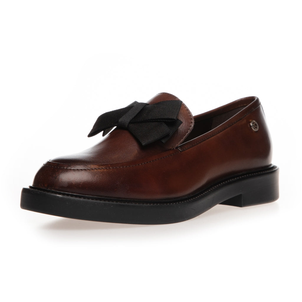 Surround Me Loafer Brown
