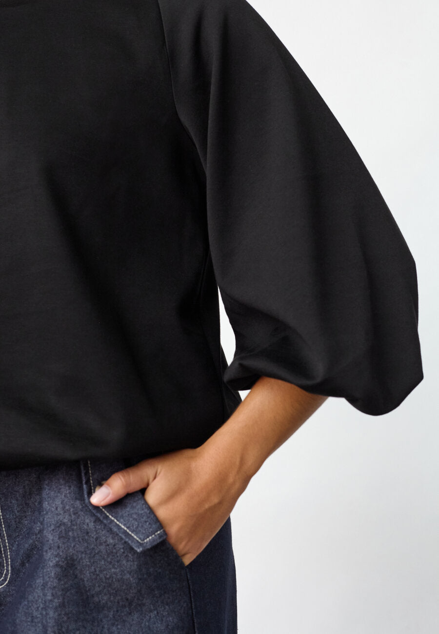 Veda Balloon Black