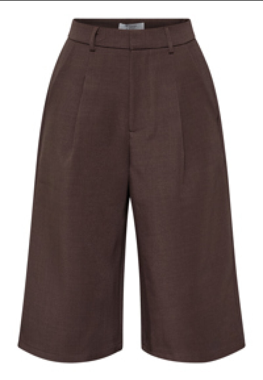 Great Shorts Dark Chocolatr