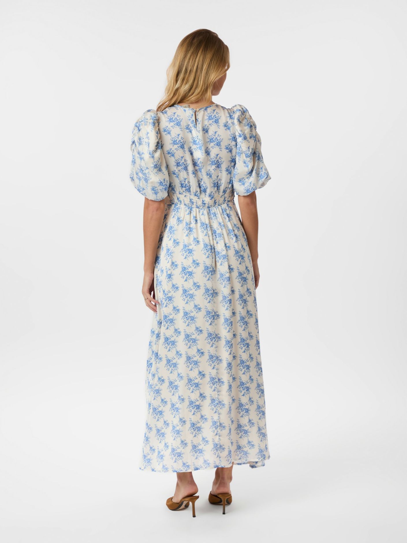 Kikka Wild Rose Dress Light Blue