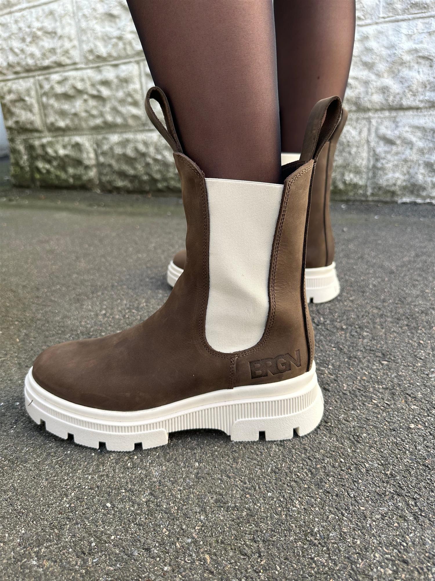 Chelsea Boot Chocolate Brown Sand