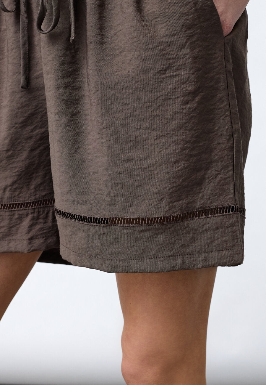 Ella Shorts Brown