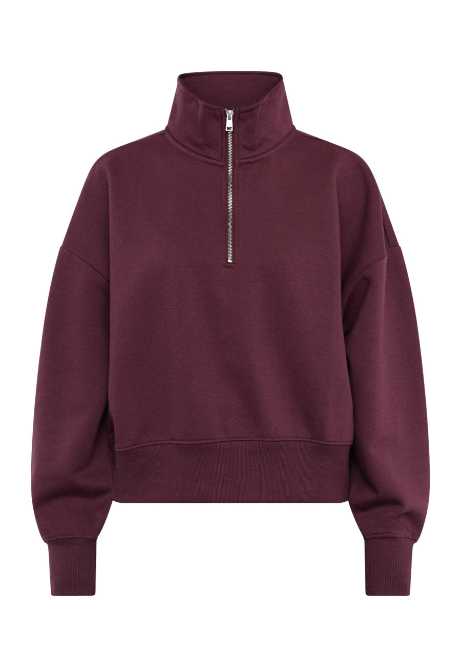 Hike Half Zip Berry