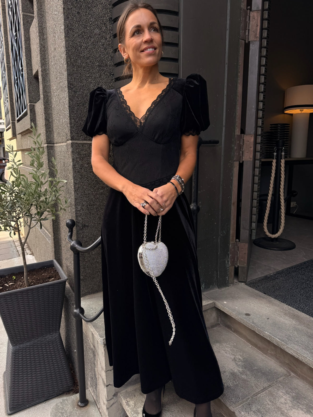Francis Velvet Midi Dress Black Velvet