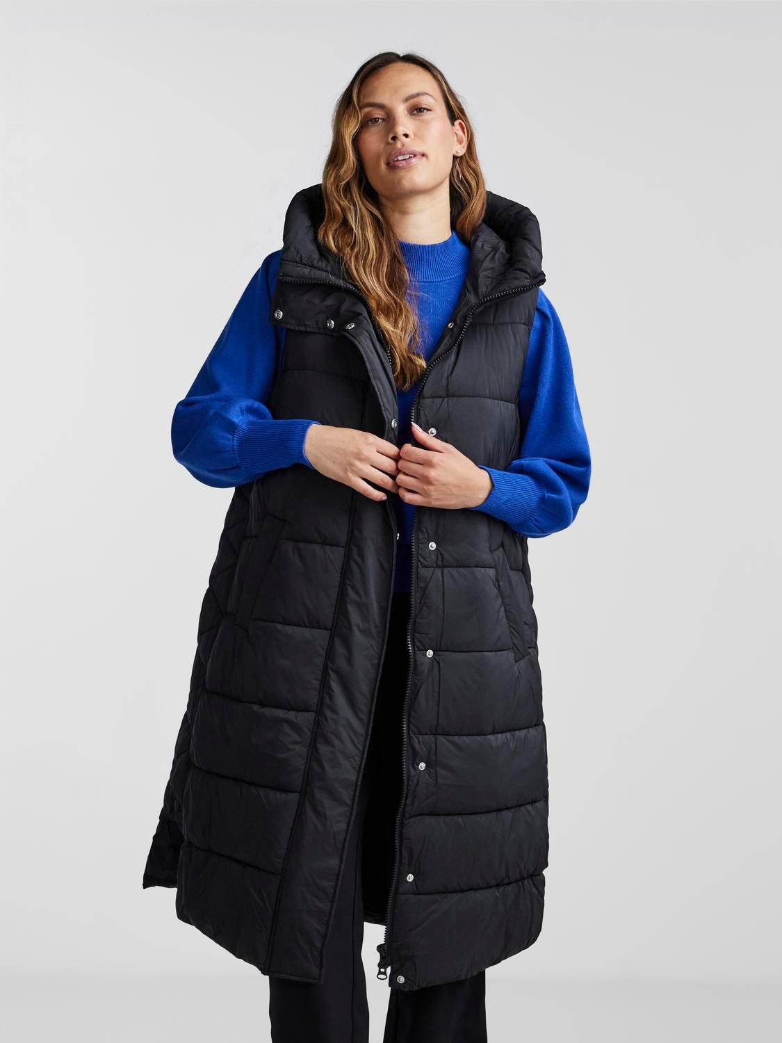 YASLIRO Padded Vest Black